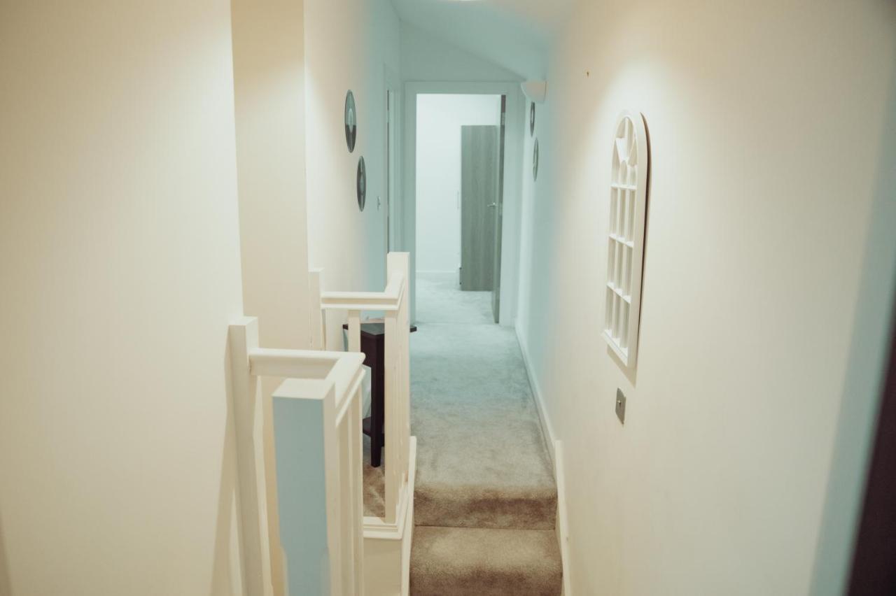 Bv Rare 3 Bedrooms At Conditioning House Bradford Perfect For Contractors Esterno foto
